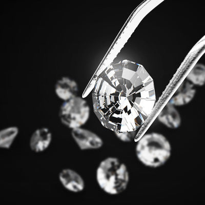 ダイヤモンドの色、選ぶならどれくらい?