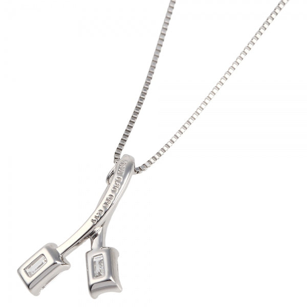 ダイヤモンド PTネックレス(計0.6カラット/Dカラー/VVS1/エメラルドカット/取り巻き/4月誕生石/GIAグレーディングレポート付き)《JPDD1356》