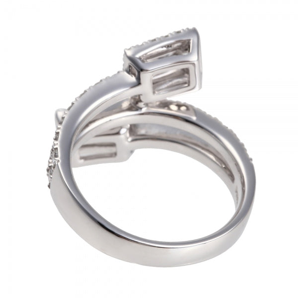 ダイヤモンド PTリング(計0.6カラット/Dカラー/VVS1/エメラルドカット/取り巻き/4月誕生石/GIAグレーディングレポート付き)