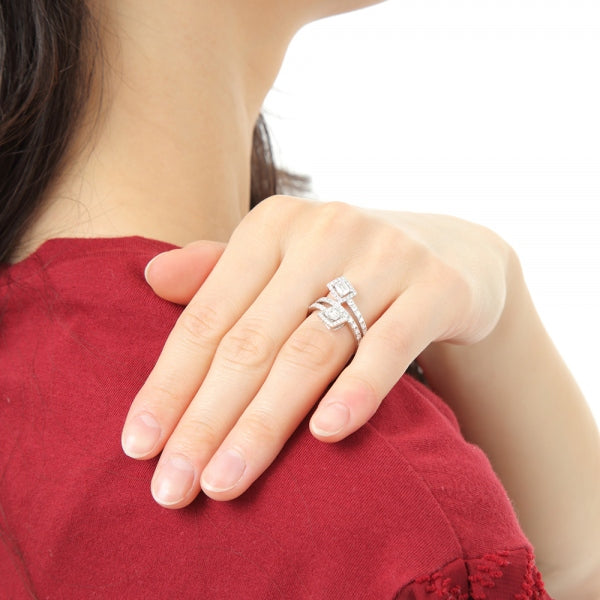 ダイヤモンド PTリング(計0.6カラット/Dカラー/VVS1/エメラルドカット/取り巻き/4月誕生石/GIAグレーディングレポート付き)