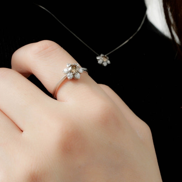 ブラウンダイヤモンド/ダイヤモンド PTリング(0.25カラット/フラワーモチーフ/4月誕生石/グレーディングレポート付き)