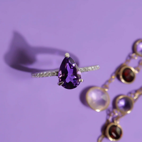 アメシスト/ダイヤモンド プラチナリング(ペアシェイプ/2月誕生石)《WRGN3071》