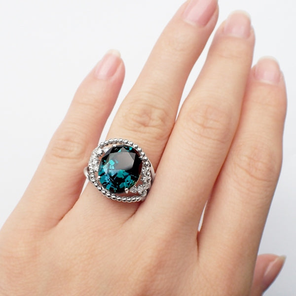 アレキサンドライト/ダイヤモンド プラチナリング(クレサンベール/オーバル/6月誕生石)《WRGA2696》