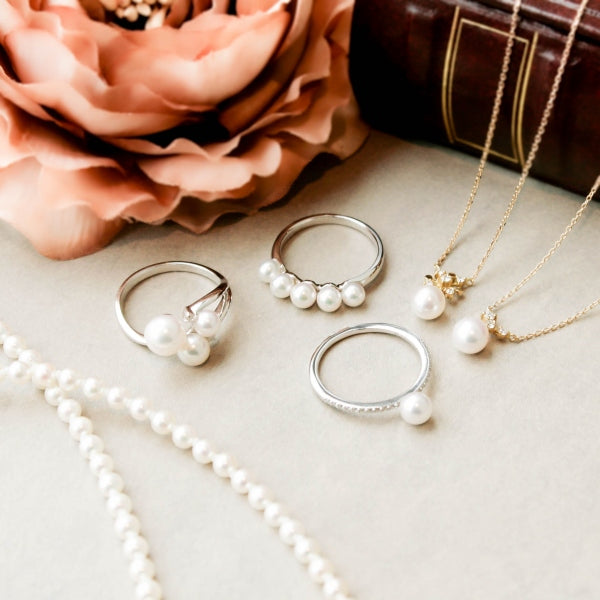 パール/ダイヤモンド K18リング(花珠/アコヤ真珠/彩凛珠/ベビーパール/6月誕生石/花珠鑑別鑑定書付き)《JRGQ1499》