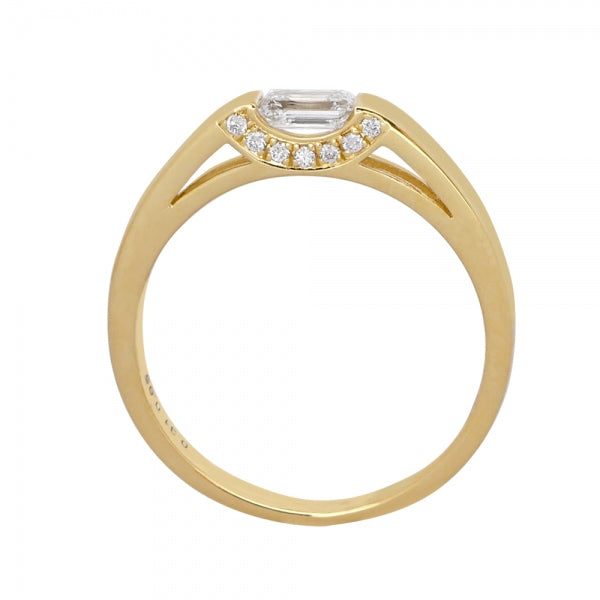 ダイヤモンド K18リング(0.3カラット/Dカラー/VVS1/エメラルドカット/一粒/タンク/4月誕生石/GIAグレーディングレポート付き)《WRGD3756》