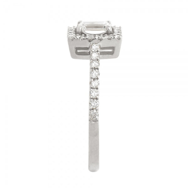 ダイヤモンド プラチナリング(0.3カラット/Dカラー/VVS1/エメラルドカット/一粒/取り巻き/4月誕生石/GIAグレーディングレポート付き)《WRGD3751》