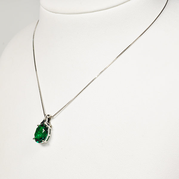エメラルド プラチナネックレス(クレサンベール/オーバル/5月誕生石)《WPDE2640》