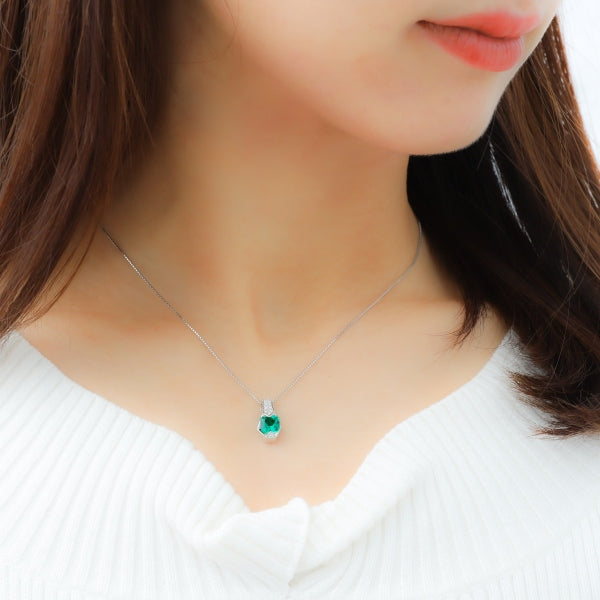 エメラルド/ダイヤモンド プラチナネックレス(クレサンベール/プリンセスエメラルド/5月誕生石)《BPDE7669》