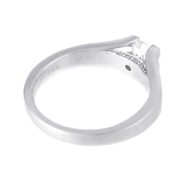 ダイヤモンド プラチナリング(0.5カラット/Dカラー/VVS1/エメラルドカット/一粒/4月誕生石)《JRGD1851》