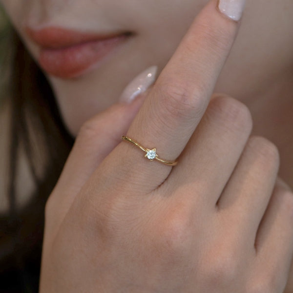 ダイヤモンド K18リング(スターモチーフ/ブリリアントタイム/4月誕生石)《WRGD4140》