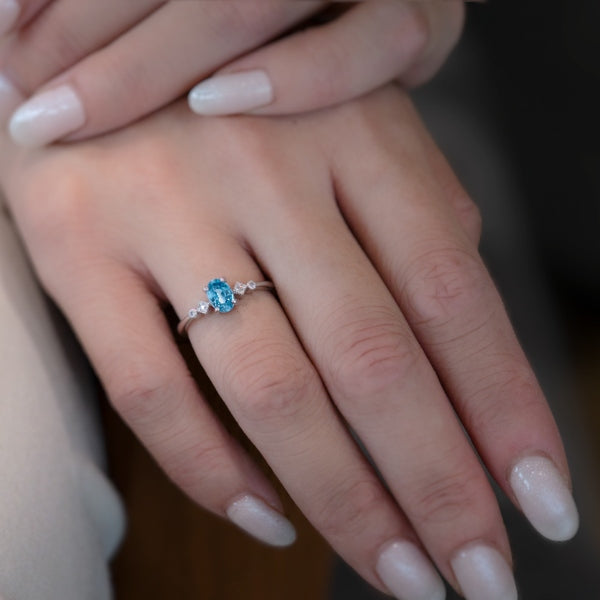 ブルージルコン/ダイヤモンド プラチナリング(オーバル/ミル打ち/12月誕生石)《KRGN0014》