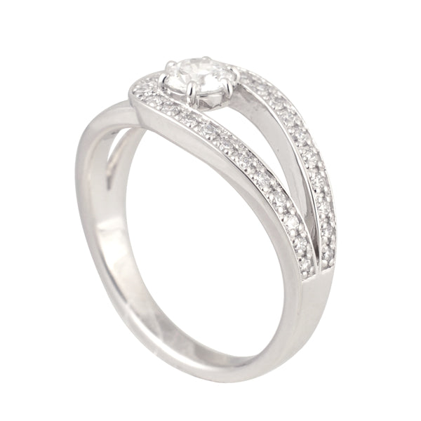 ダイヤモンド プラチナリング(計0.3カラット/Dカラー/SI2UP/3EX(H&C)/取り巻き/4月誕生石/グレーディングレポート付き)《JRGD1184》