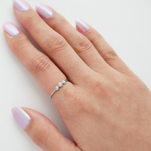 ダイヤモンド プラチナリング(計0.1カラット/ローズカット/ミル打ち/4月誕生石)《WRGD3689》