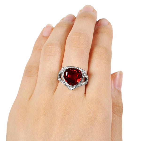 ルビー/ダイヤモンド プラチナリング(クレサンベール/40周年/トリリアント/7月誕生石)《WRGR2703》