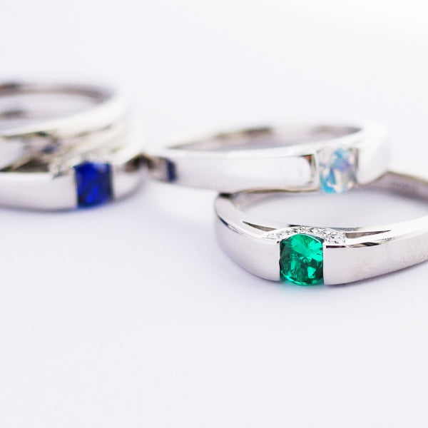 エメラルド/ダイヤモンド プラチナリング(クレサンベール/タンク/5月誕生石)《WRGE3132》