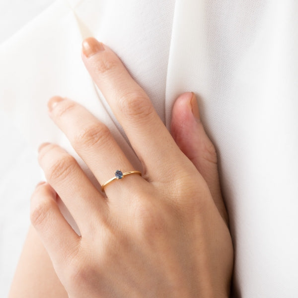 アレキサンドライト K18リング(クレサンベール/パレット/オーバル/ライン/6月誕生石)《WRGA2644》