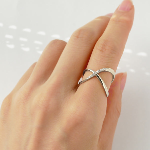 ダイヤモンド プラチナリング(インデックス/クロスモチーフ/4月誕生石)《WRGD3562》