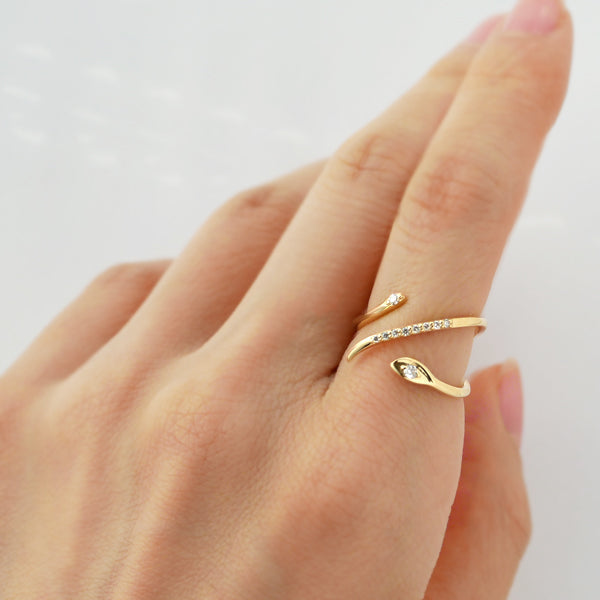 ダイヤモンド K18リング(計0.07カラット/インデックス/リーフモチーフ/4月誕生石)《WRGD3551》