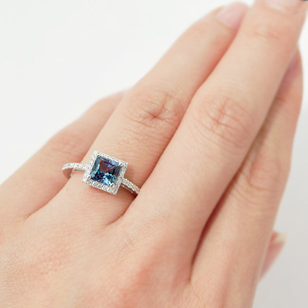 アレキサンドライト/ダイヤモンド K18リング(クレサンベール/プリンセス/6月誕生石)《WRGA3194》