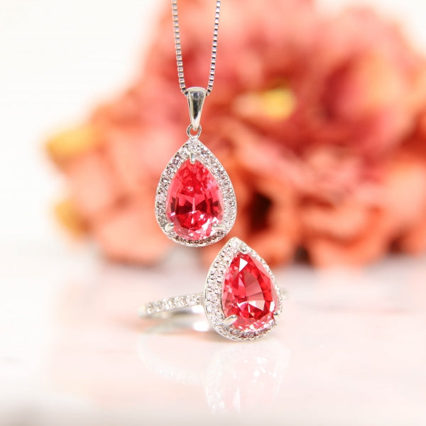 パパラチアサファイア/ダイヤモンド プラチナリング(クレサンベール/ペアシェイプ/取り巻き/9月誕生石)《WRGP4102》