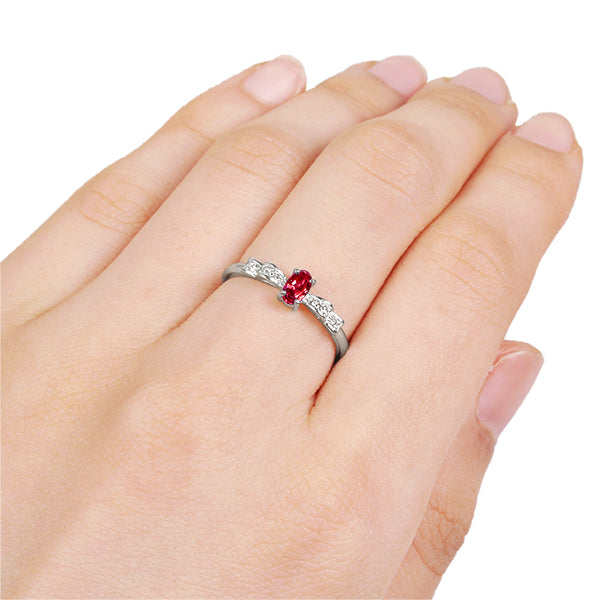 ルビー/ダイヤモンド K18リング(クレサンベール/オーバル/リボンモチーフ/7月誕生石)《BRGR7625》