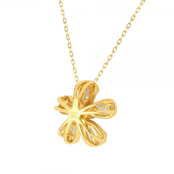 ダイヤモンド K18ネックレス(計0.47カラット/テーパーバケット/フラワーモチーフ/4月誕生石)《WPDD3914》