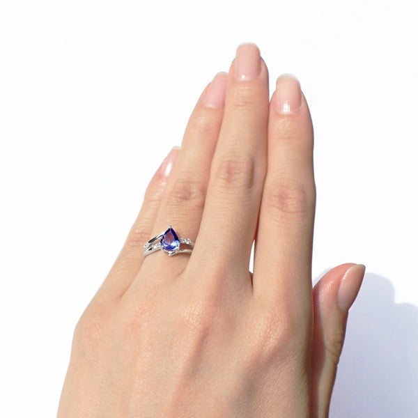 タンザナイト/ダイヤモンド K18リング(ペアシェイプ/12月誕生石)《WRGN3033》