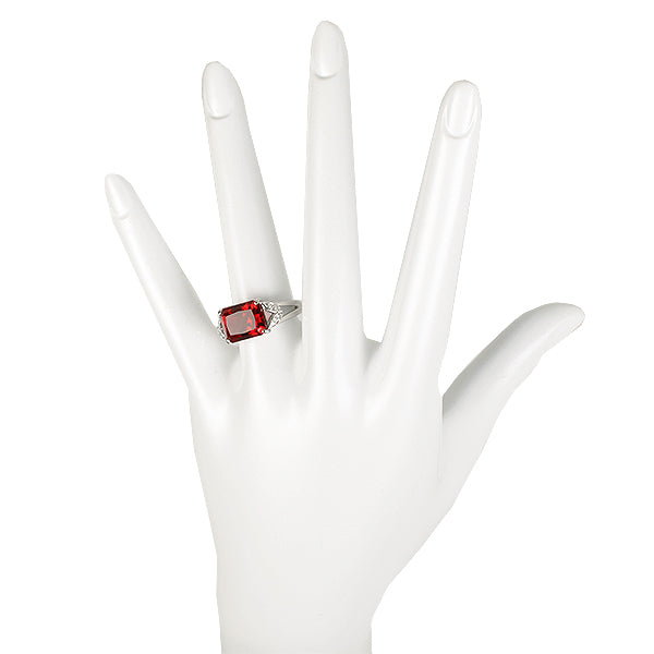 ルビー/ダイヤモンド プラチナリング(クレサンベール/ラディアントカット/7月誕生石)《WRGR2700》