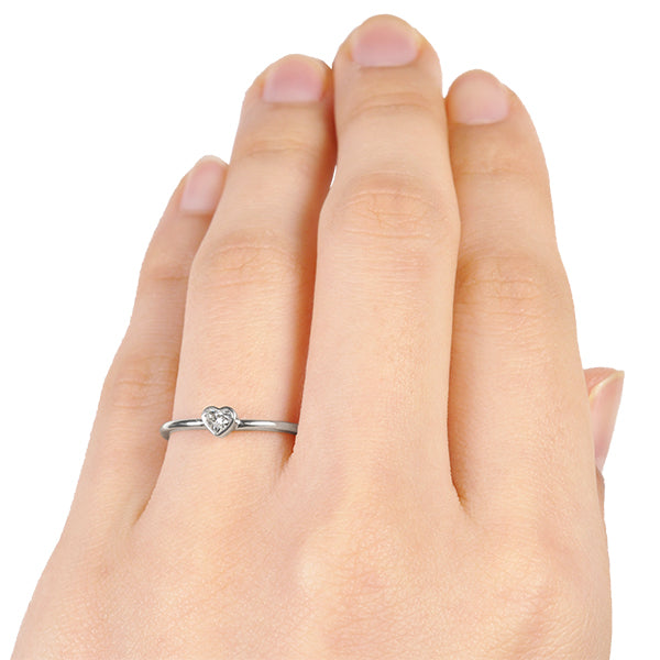 ダイヤモンド プラチナリング(0.1カラット/HカラーUP/VS2UP/ハート/一粒/フクリン/4月誕生石)《WRGD3168》