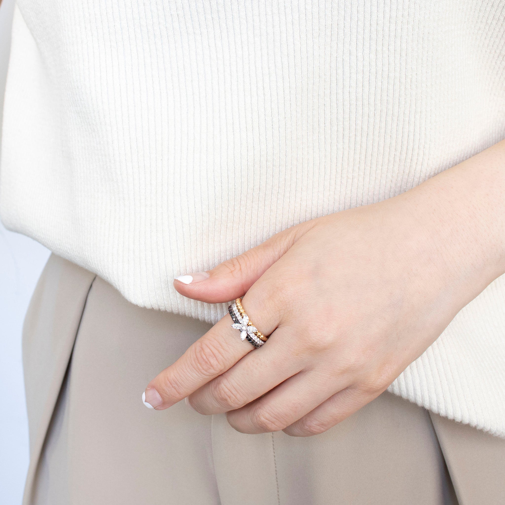 ダイヤモンド プラチナリング(4月誕生石/鑑別書付き)《14DB0103》