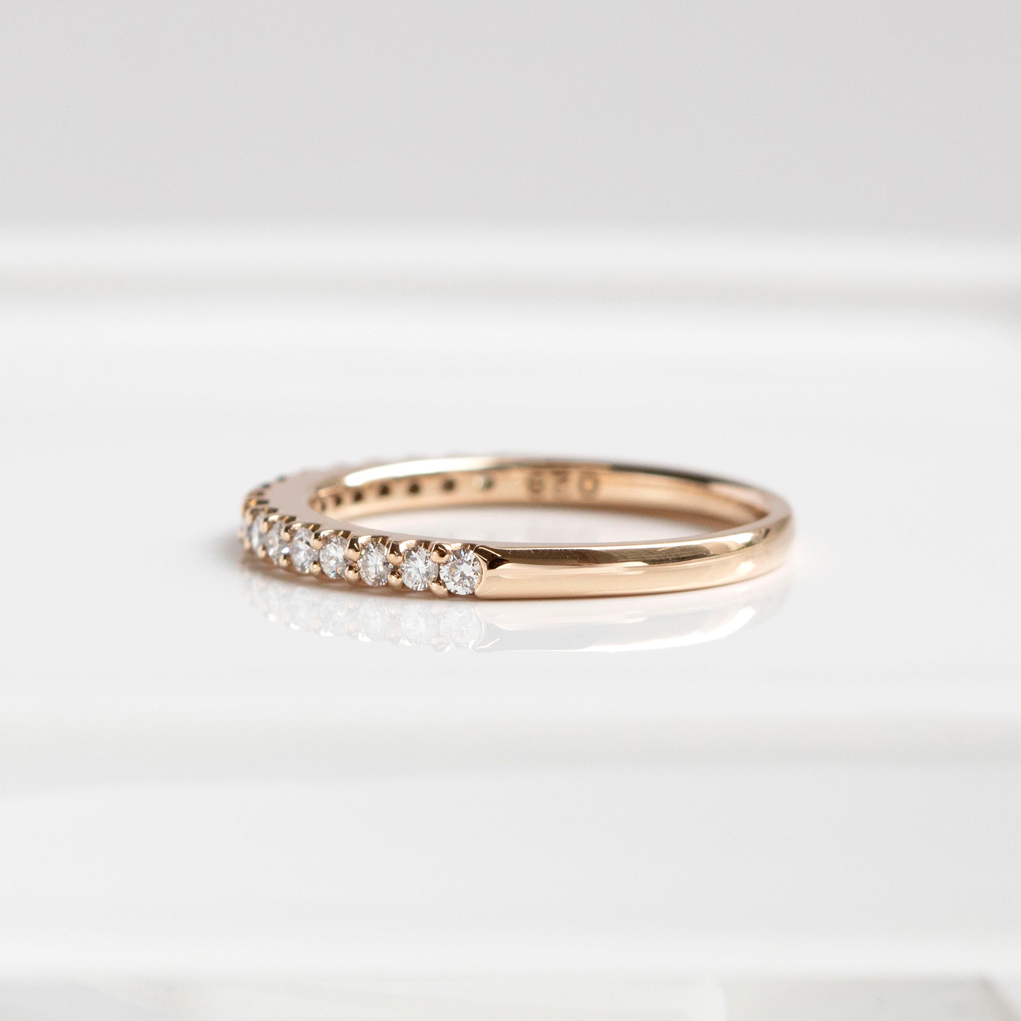 ダイヤモンド K18リング(計0.28カラット/ハーフエタニティ/4月誕生石)《14DB0125》