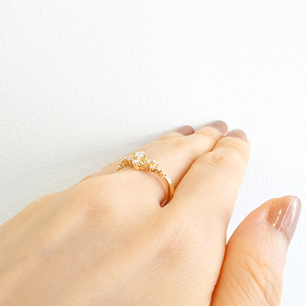 ダイヤモンド K18リング(4月誕生石/鑑別書付)《14DB0305》