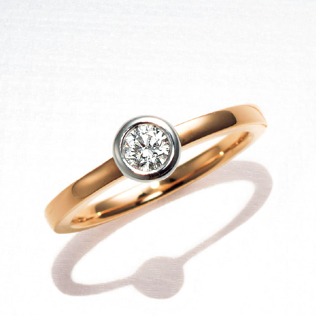 ダイヤモンド プラチナ/K18リング(コンビカラー/4月誕生石/鑑別書付き)《14DB0715》