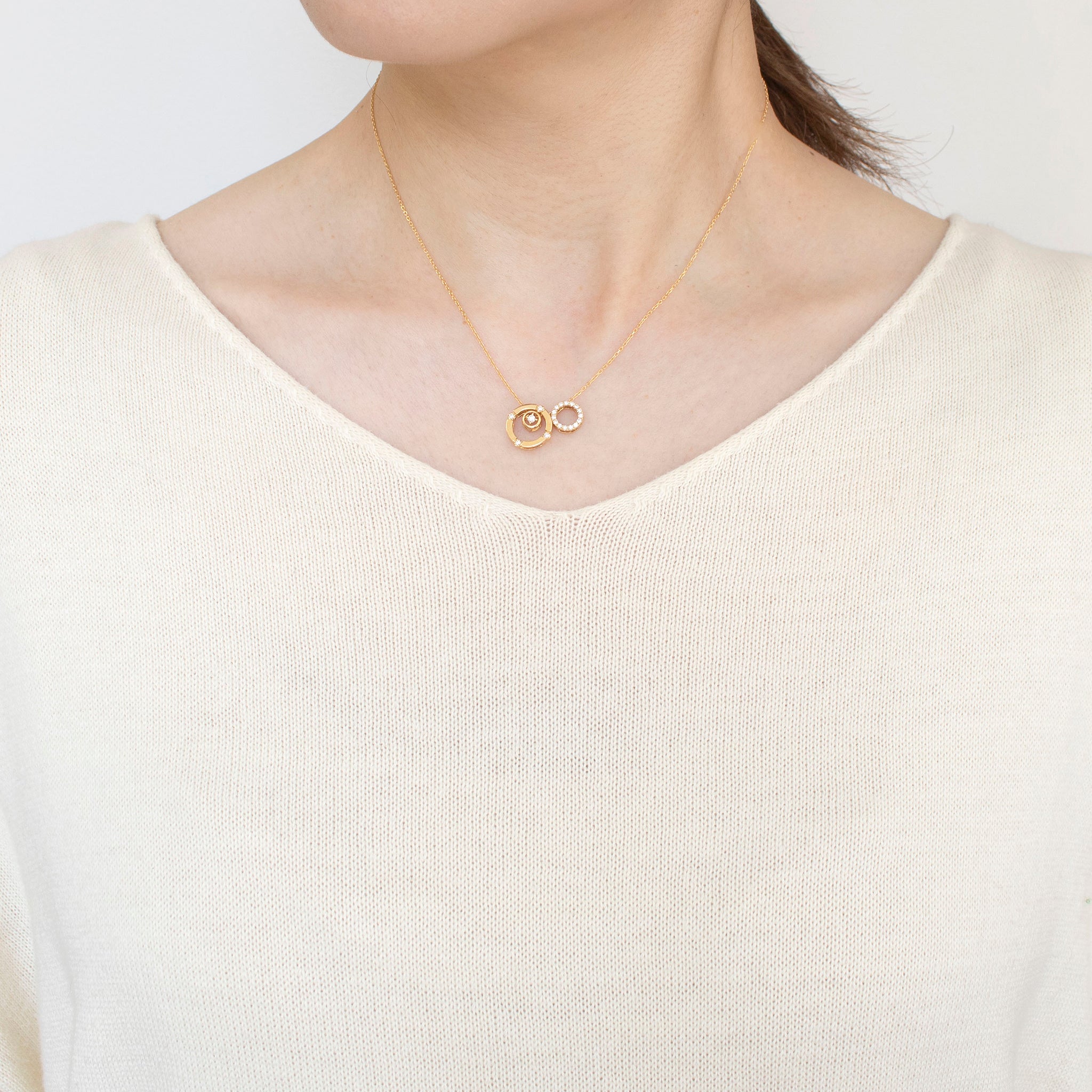 ダイヤモンド K18ネックレス(イエローゴールド/4月誕生石/鑑別書付き)《14DB0826》