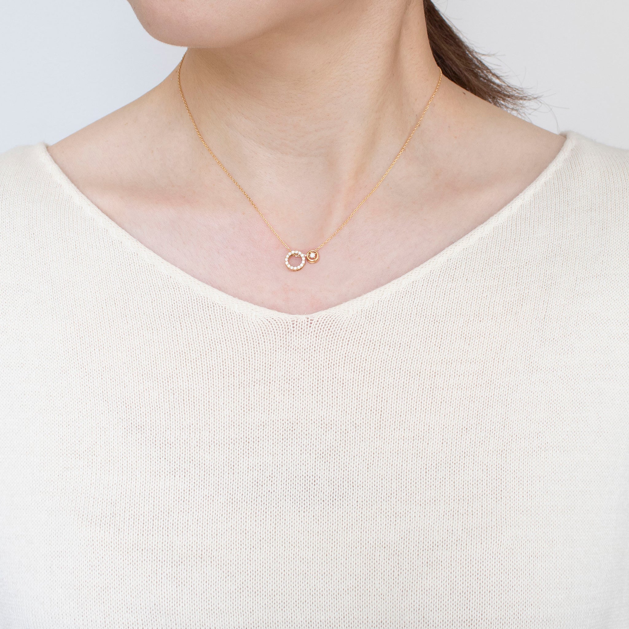 ダイヤモンド K18ネックレス(イエローゴールド/4月誕生石/鑑別書付き)《14DB0826》