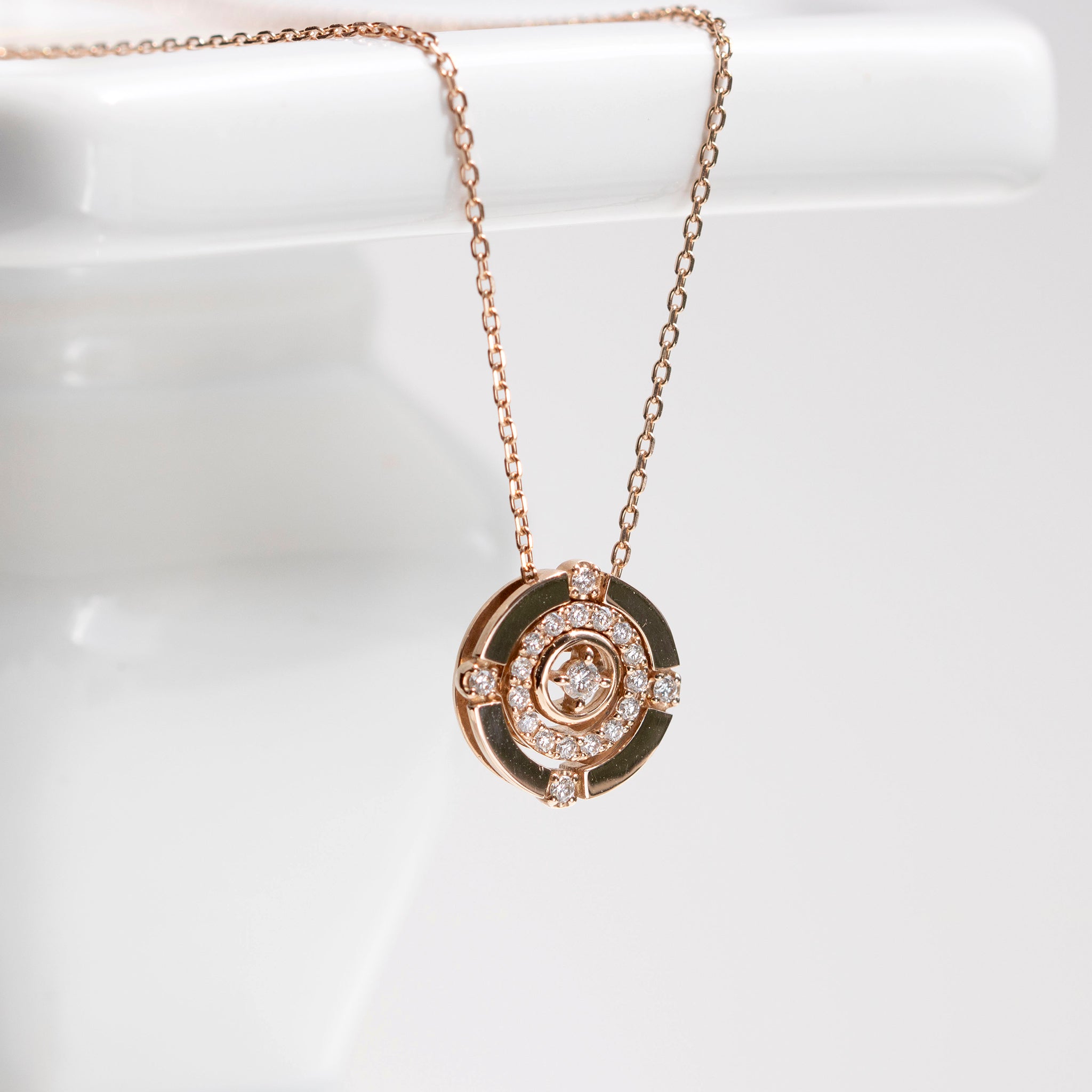 ダイヤモンド K18ネックレス(ピンクゴールド/4月誕生石/鑑別書付)《14DB0827》