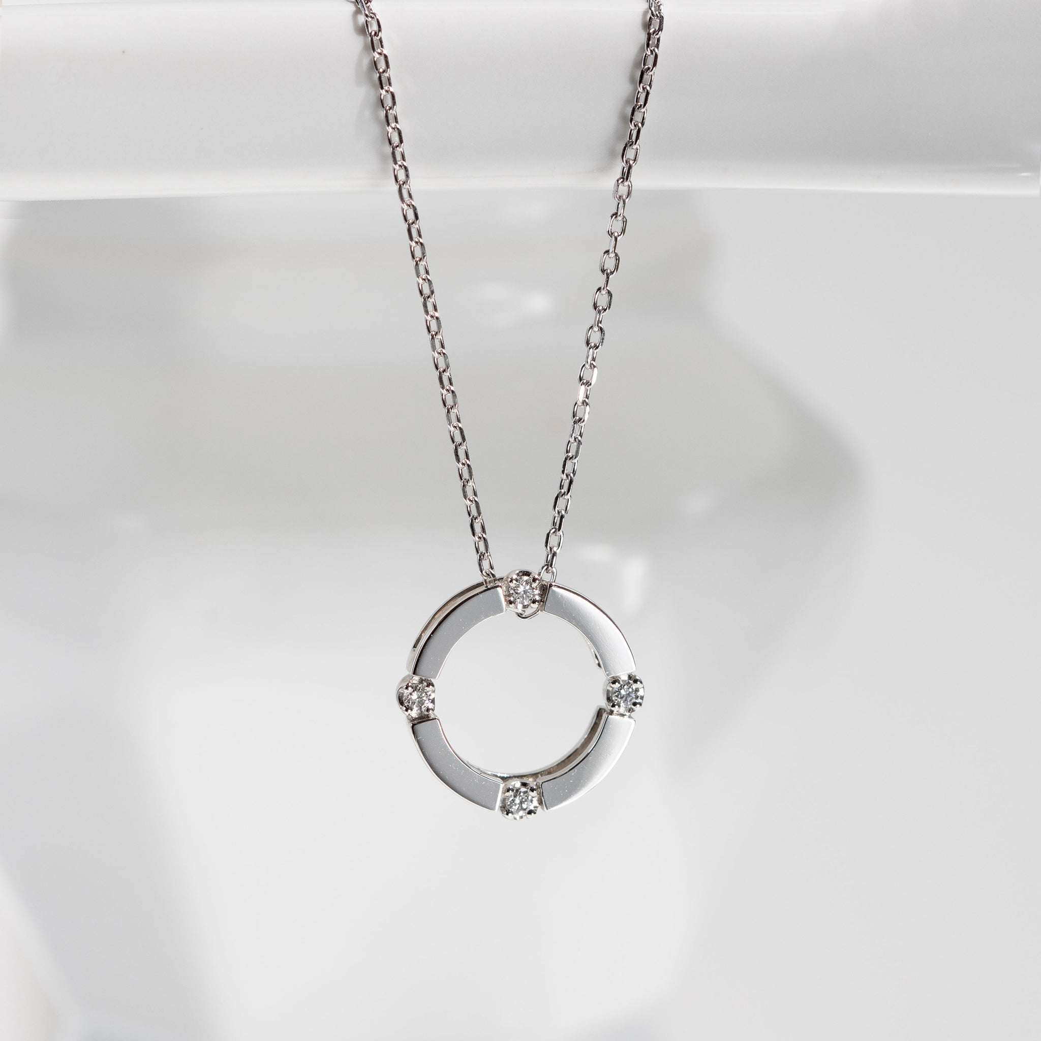 ダイヤモンド プラチナペンダントトップ(4月誕生石)《14DB0828》