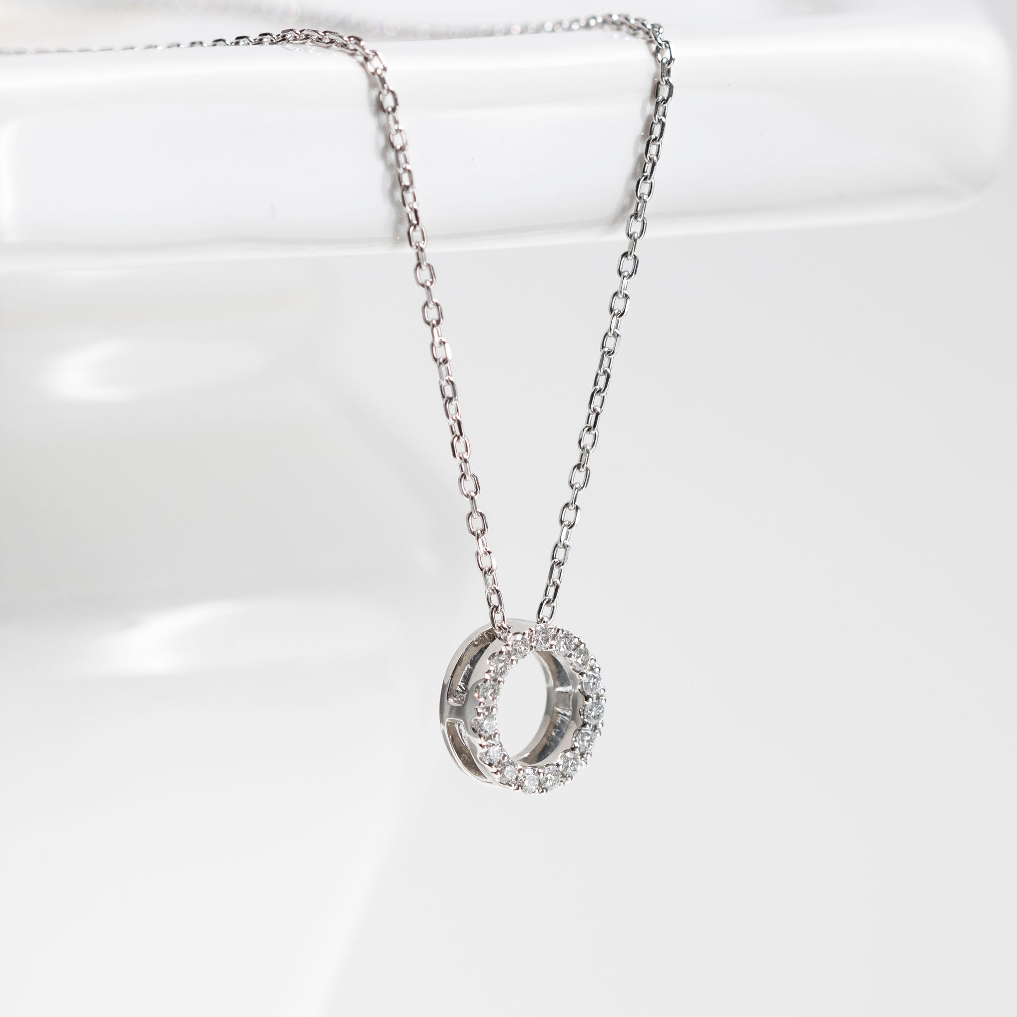 ダイヤモンド プラチナペンダントトップ(4月誕生石)《14DB0831》