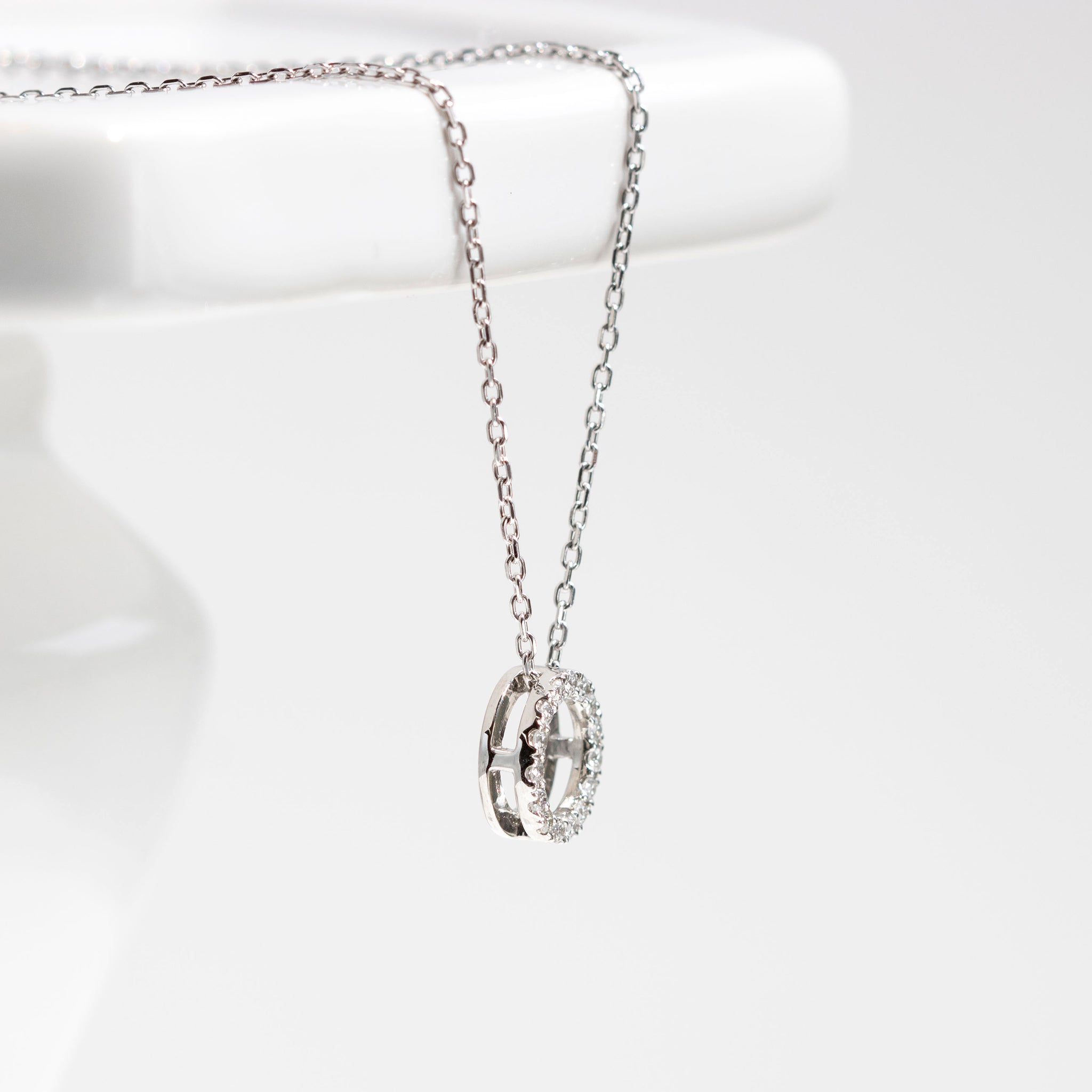 ダイヤモンド プラチナペンダントトップ(4月誕生石)《14DB0831》