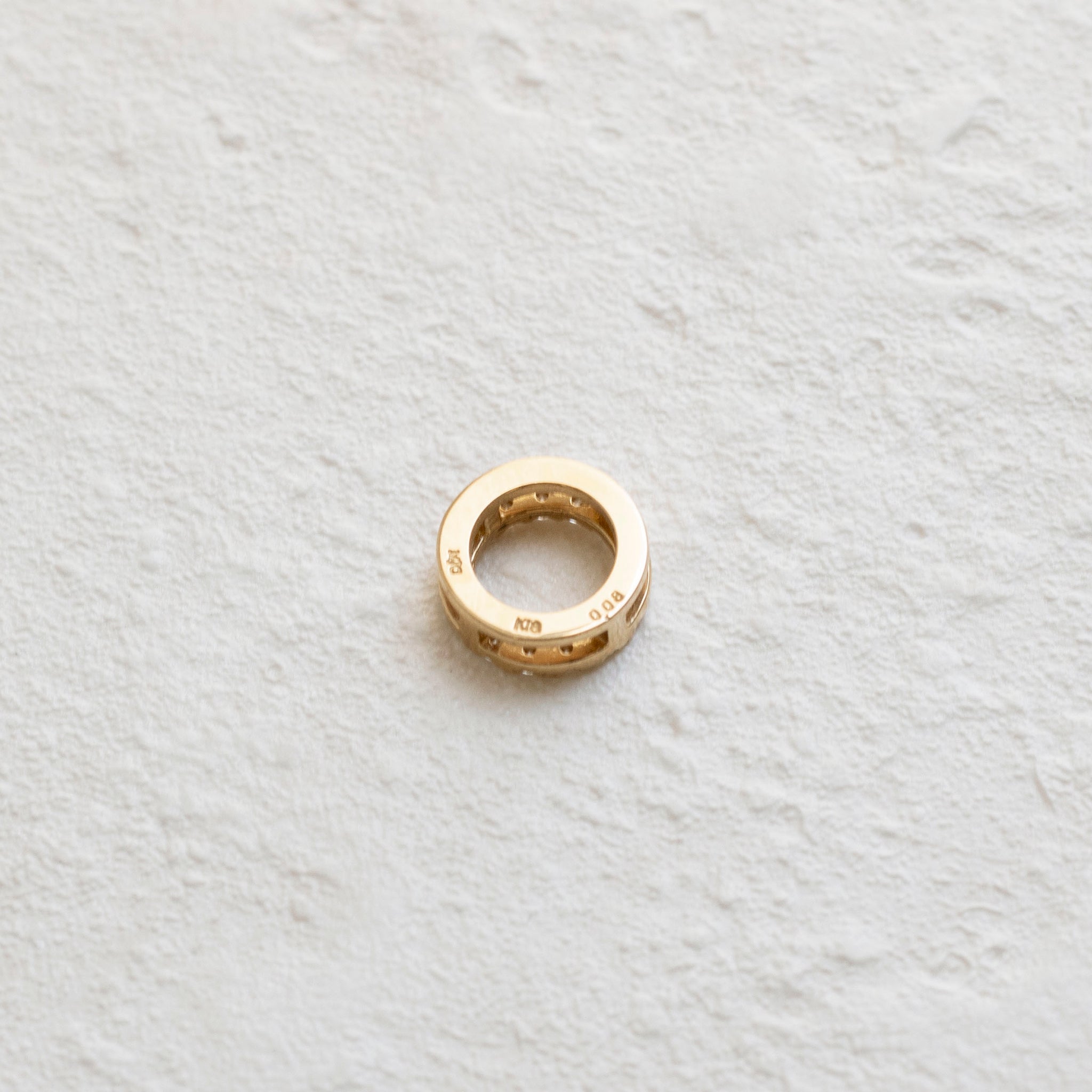 ダイヤモンド K18ペンダントトップ(イエローゴールド/4月誕生石)《14DB0832》