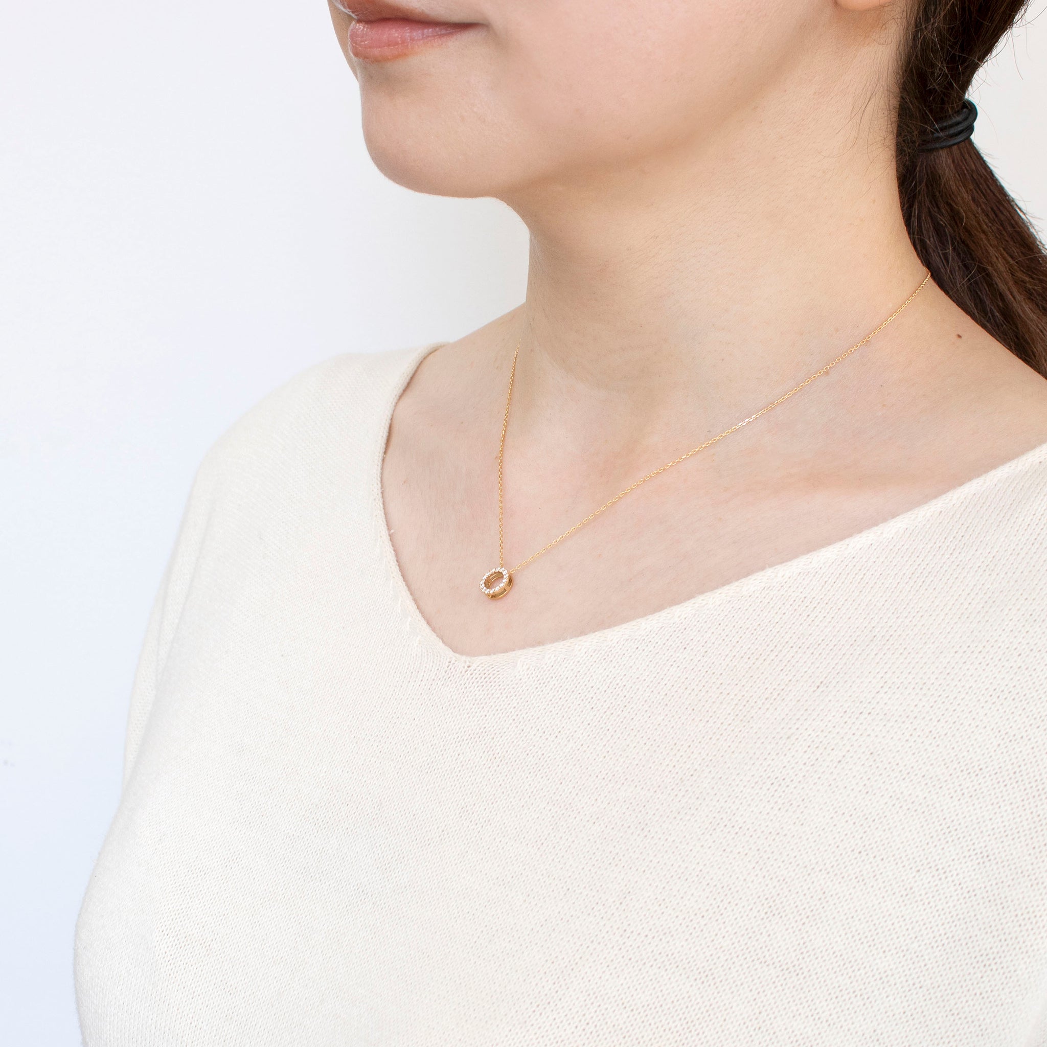 ダイヤモンド K18ペンダントトップ(イエローゴールド/4月誕生石)《14DB0832》