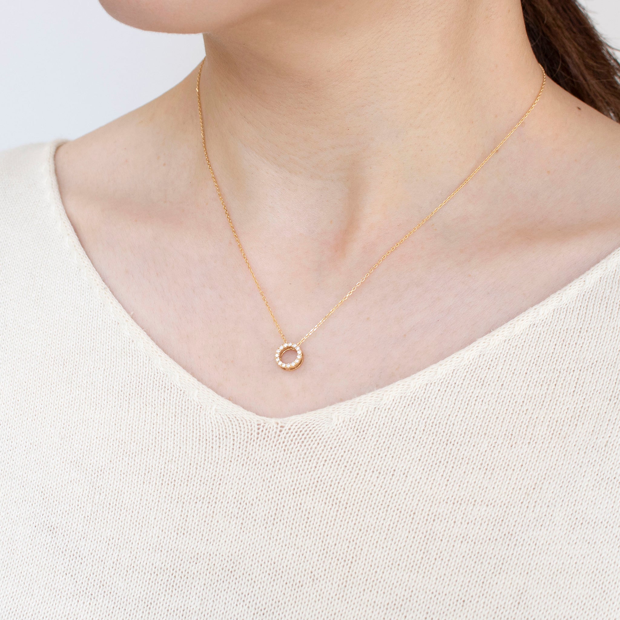 ダイヤモンド K18ペンダントトップ(イエローゴールド/4月誕生石)《14DB0832》