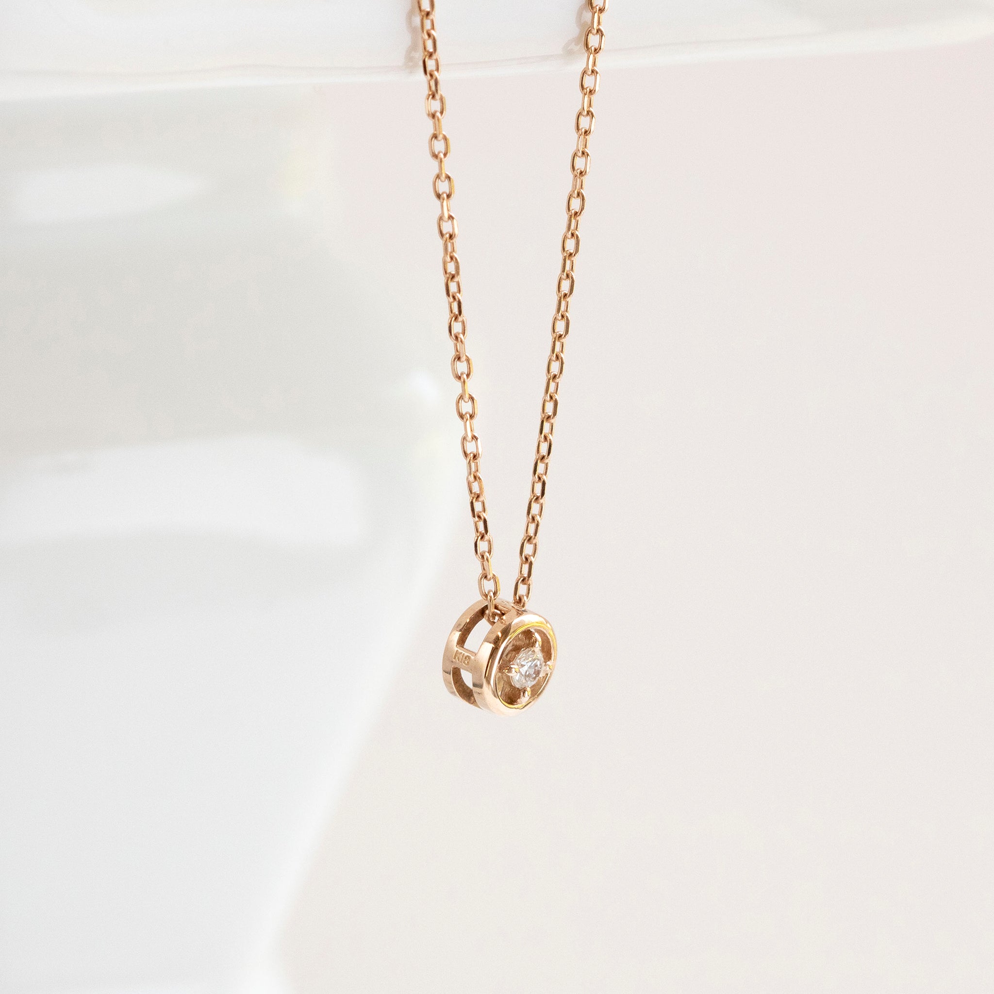 ダイヤモンド K18ペンダントトップ(ピンクゴールド/4月誕生石)《14DB0836》