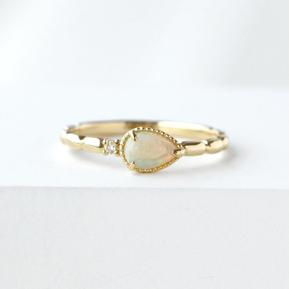 オパール K18リング(10月誕生石)《14T10402》