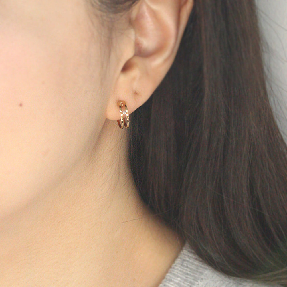 ダイヤモンド K18ピアス(フープ/4月誕生石)《16T10172》