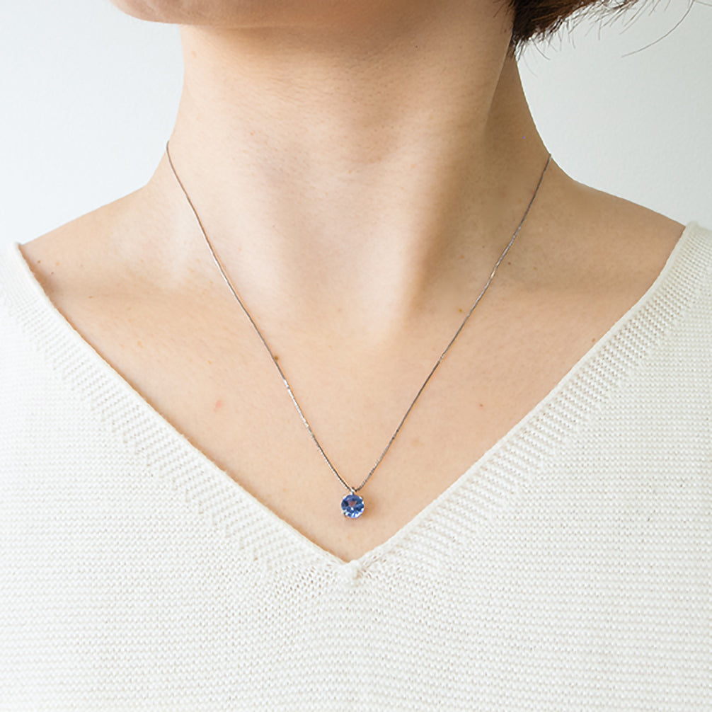 タンザナイト プラチナネックレス(12月誕生石)《19T10349》