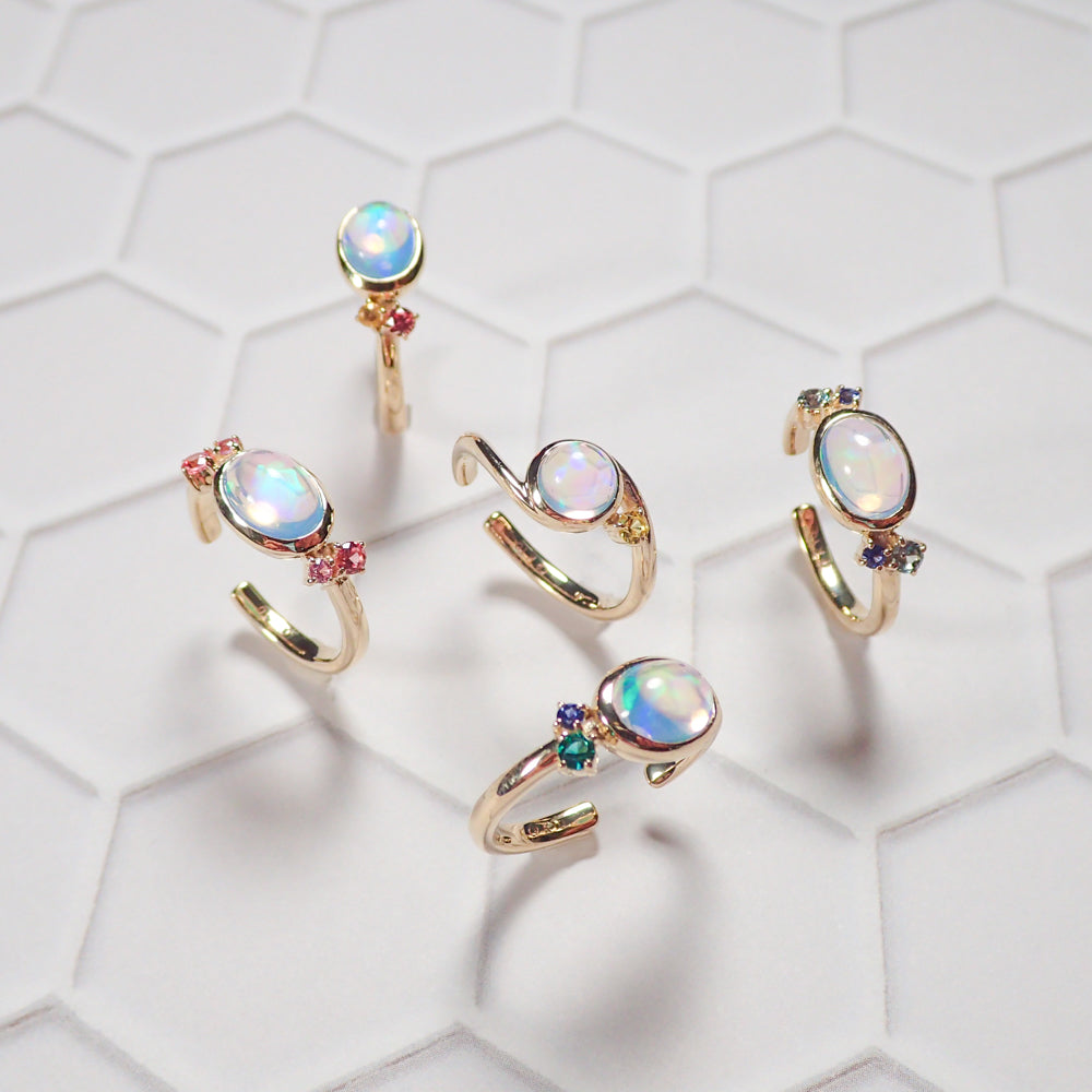 ウォーターオパール/ K10カフリング(クレサンベール/モンプレジール/アレキサンドライト)《WESW4149》