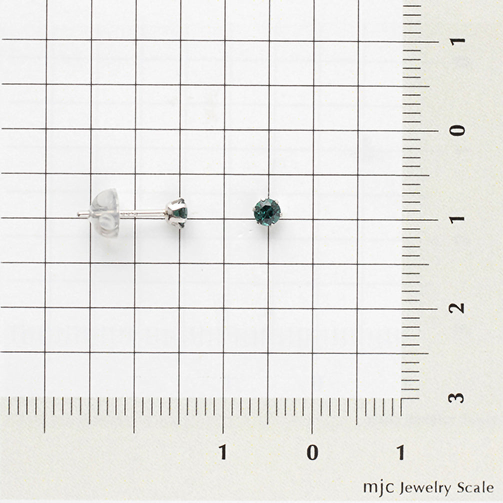 カラーチェンジガーネット プラチナピアス(1月誕生石)《22T10323》