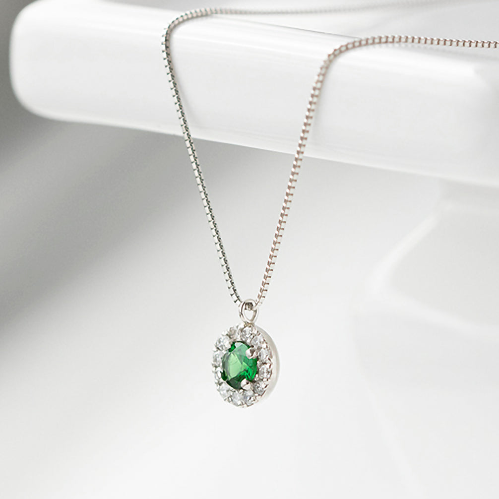 ツァボライト プラチナネックレス(ガーネット/1月誕生石)《22T10329》