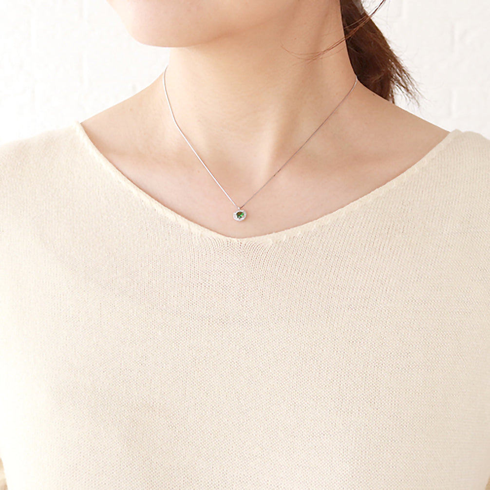 ツァボライト プラチナネックレス(ガーネット/1月誕生石)《22T10329》